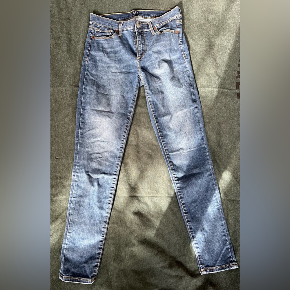 Gap women’s jeans